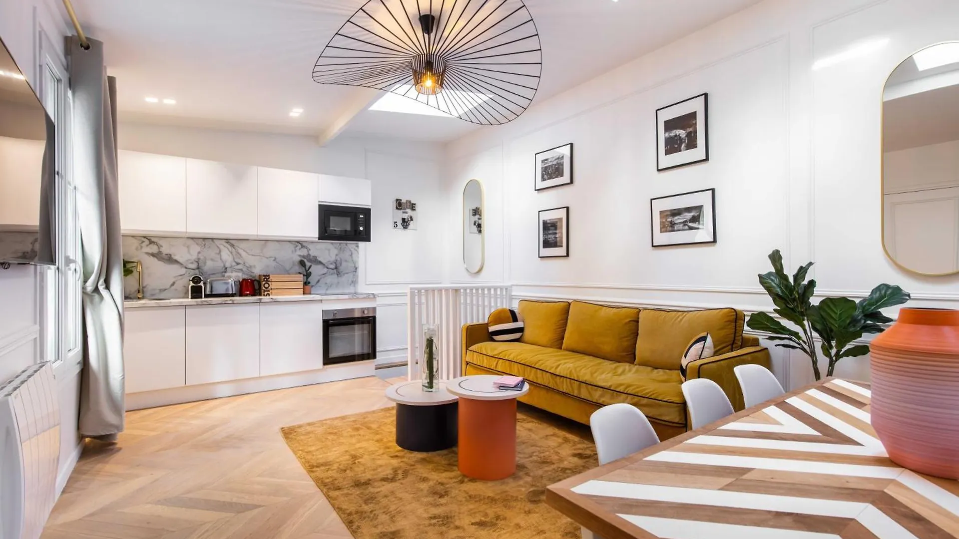 House With Terrasse - 3Br-8P - Sacre Coeur Apartment Paris France