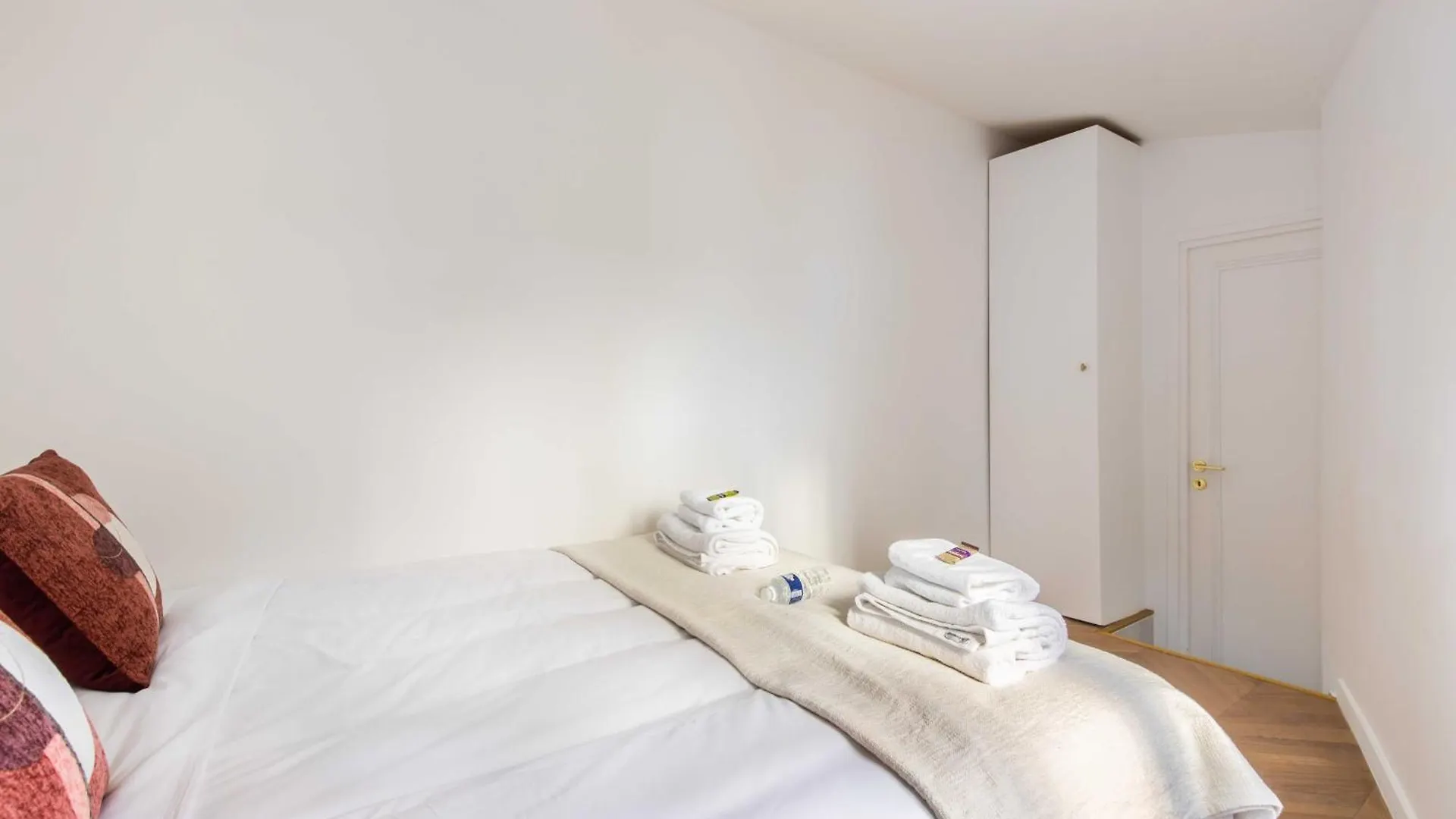 House With Terrasse - 3Br-8P - Sacre Coeur Apartment Paris